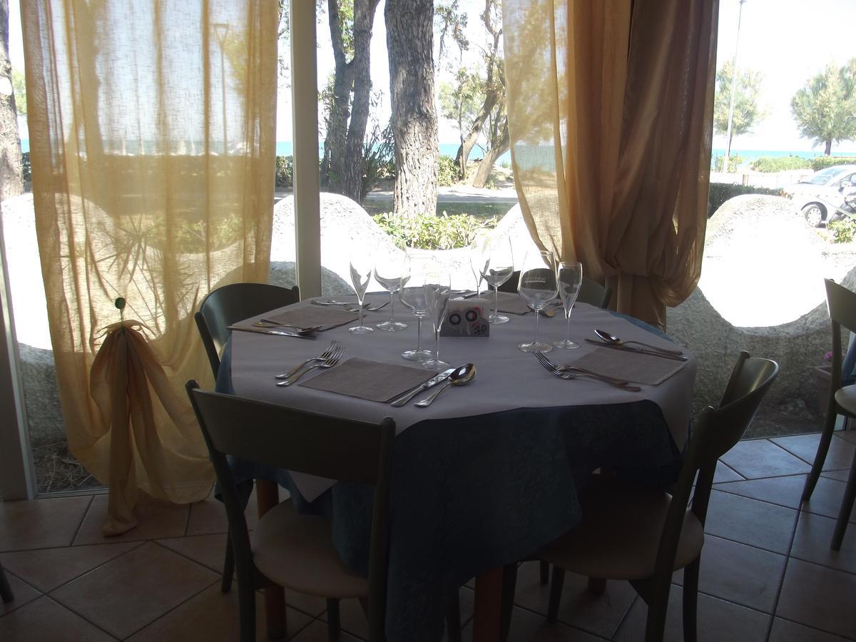 Hotel Sabbia D'Oro Pineto Eksteriør bilde